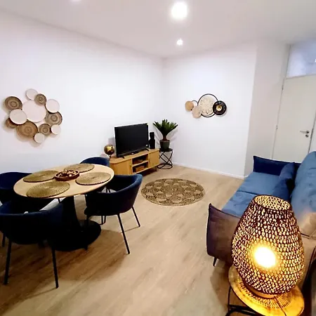 דירה Camoes Appartments פורטו