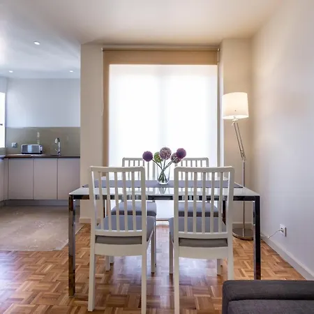 דירה Camoes Appartments פורטו