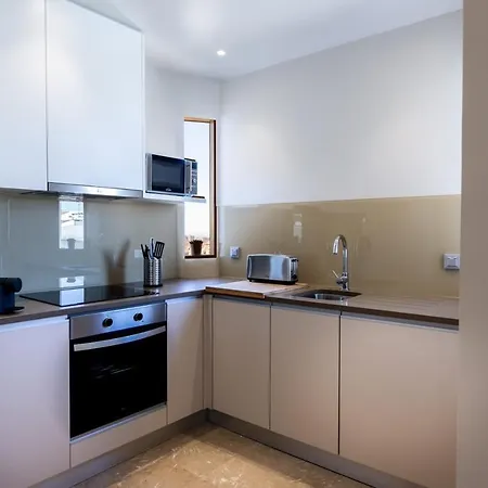 Camoes Appartments Daire *