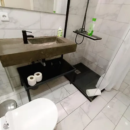 Camoes Appartments Апартаменты *