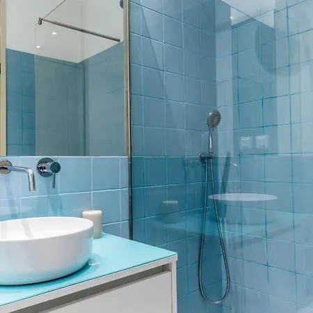 Camoes Appartments * Порту